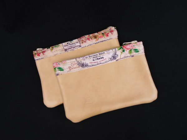 Pochette maquillage en cuir beige