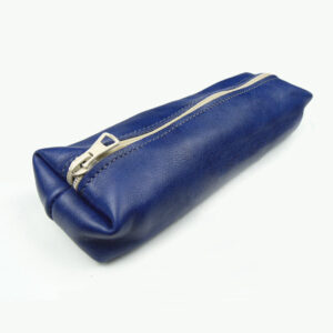 Trousse en cuir bleu