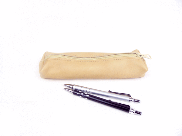 Trousse en cuir beige