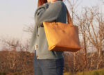 Grand sac en cuir jaune