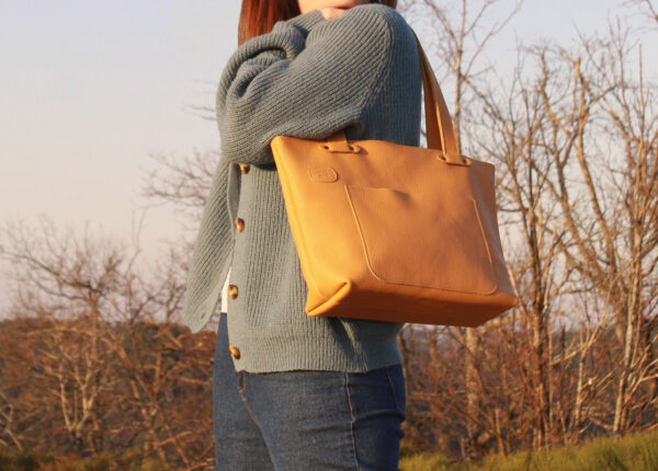 Grand sac en cuir jaune