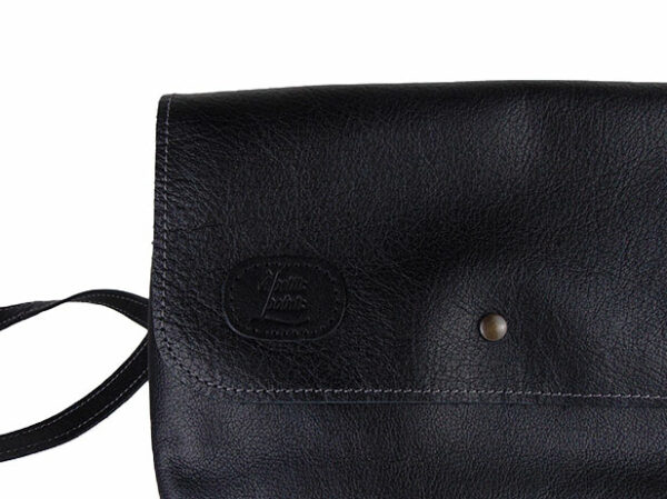 Sac à main en cuir noir